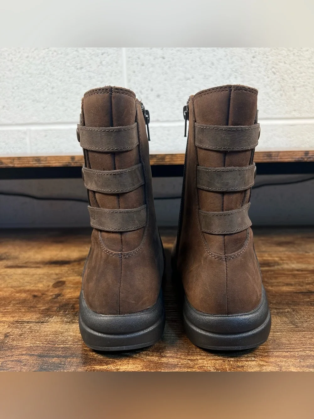 Merrell Boots Waterproof Brown Espresso Captiva Launch Mid Leather women's 8.5